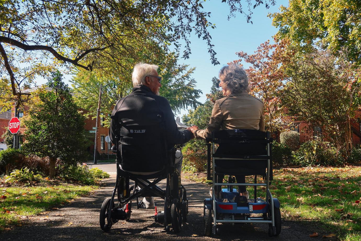 Mobility Scooters vs. Power Chairs: Which One is Right for You?