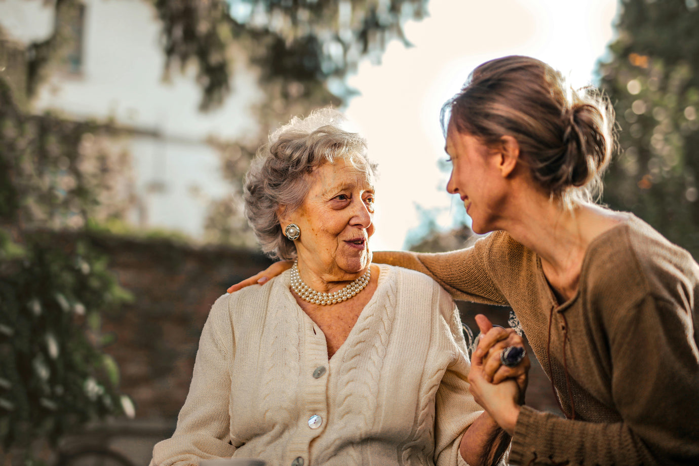 5 Tips for Caregivers: How to Choose the Right Mobility Aid